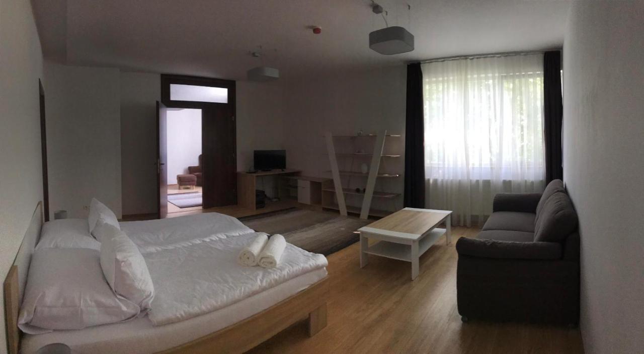 River View Residence 브라티슬라바 외부 사진